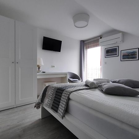 Apartments & Rooms Aleksandra Μπλεντ Εξωτερικό φωτογραφία