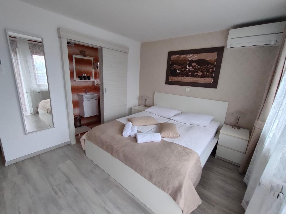 Apartments & Rooms Aleksandra Μπλεντ Εξωτερικό φωτογραφία