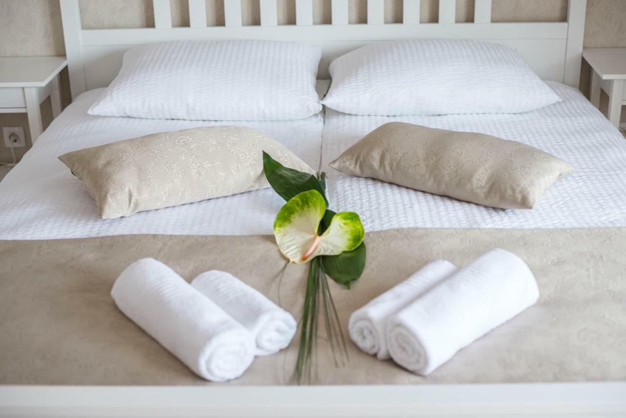 Apartments & Rooms Aleksandra Μπλεντ Εξωτερικό φωτογραφία