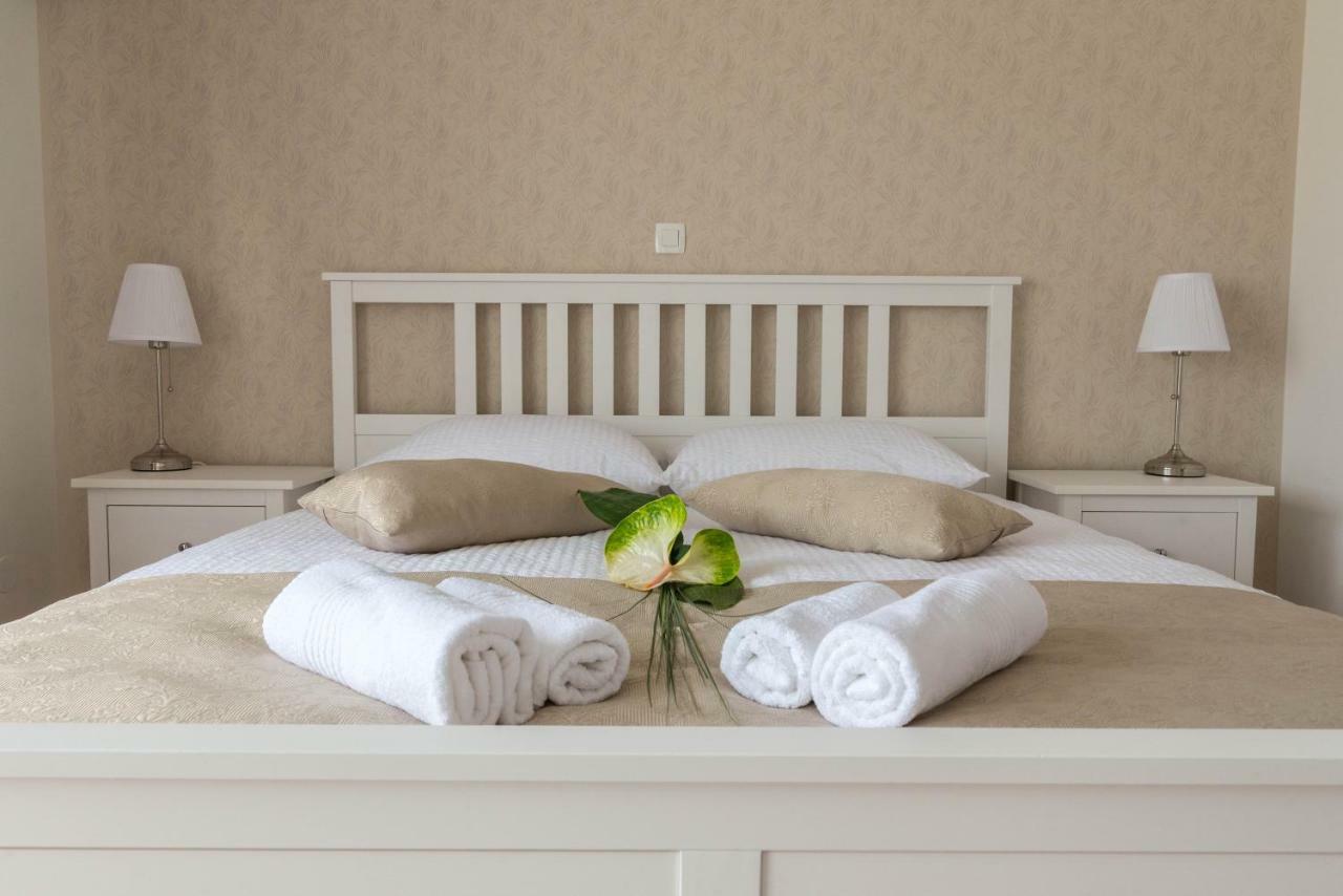 Apartments & Rooms Aleksandra Μπλεντ Εξωτερικό φωτογραφία