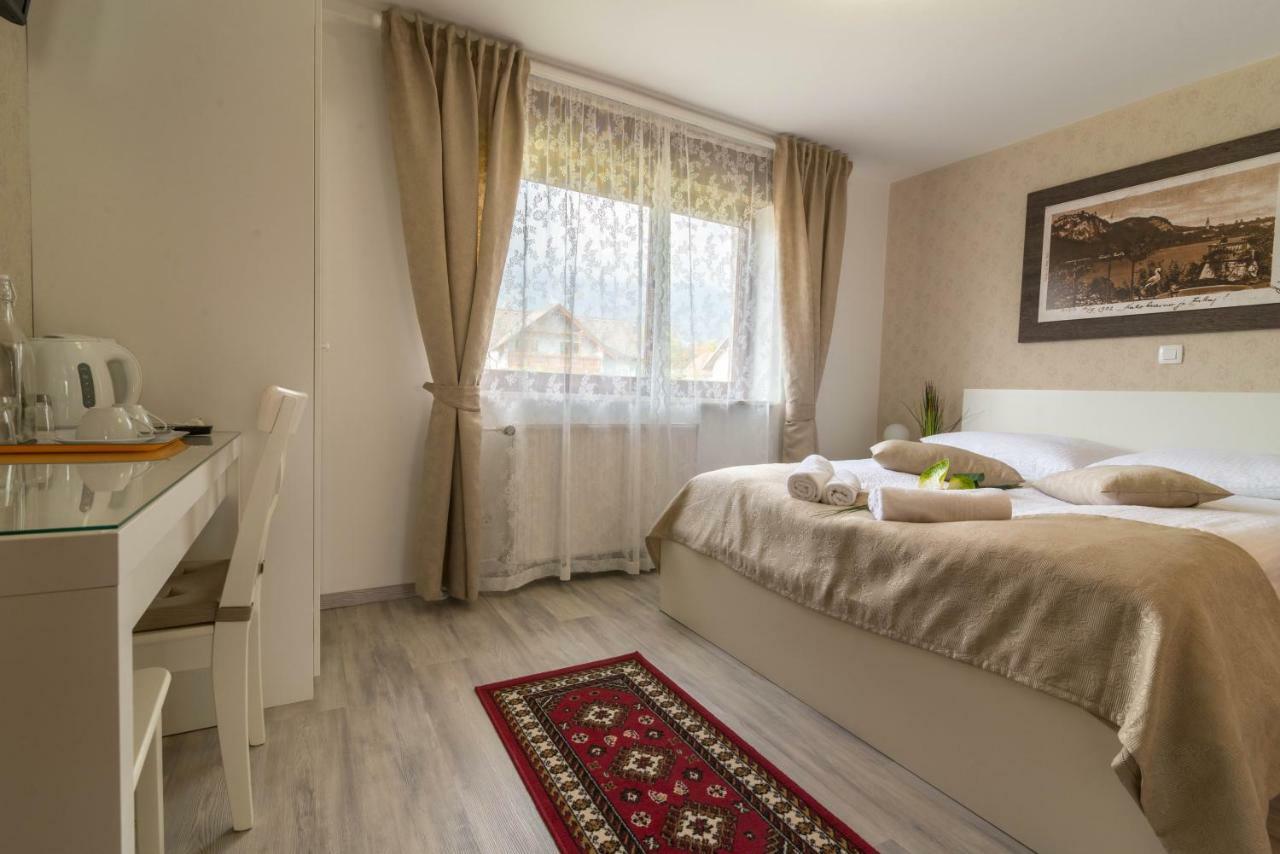 Apartments & Rooms Aleksandra Μπλεντ Εξωτερικό φωτογραφία